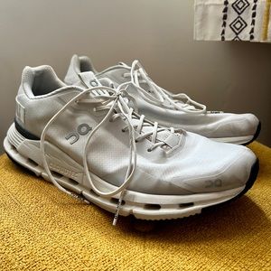 OnCloud Running Cloudnova Form White Eclipse